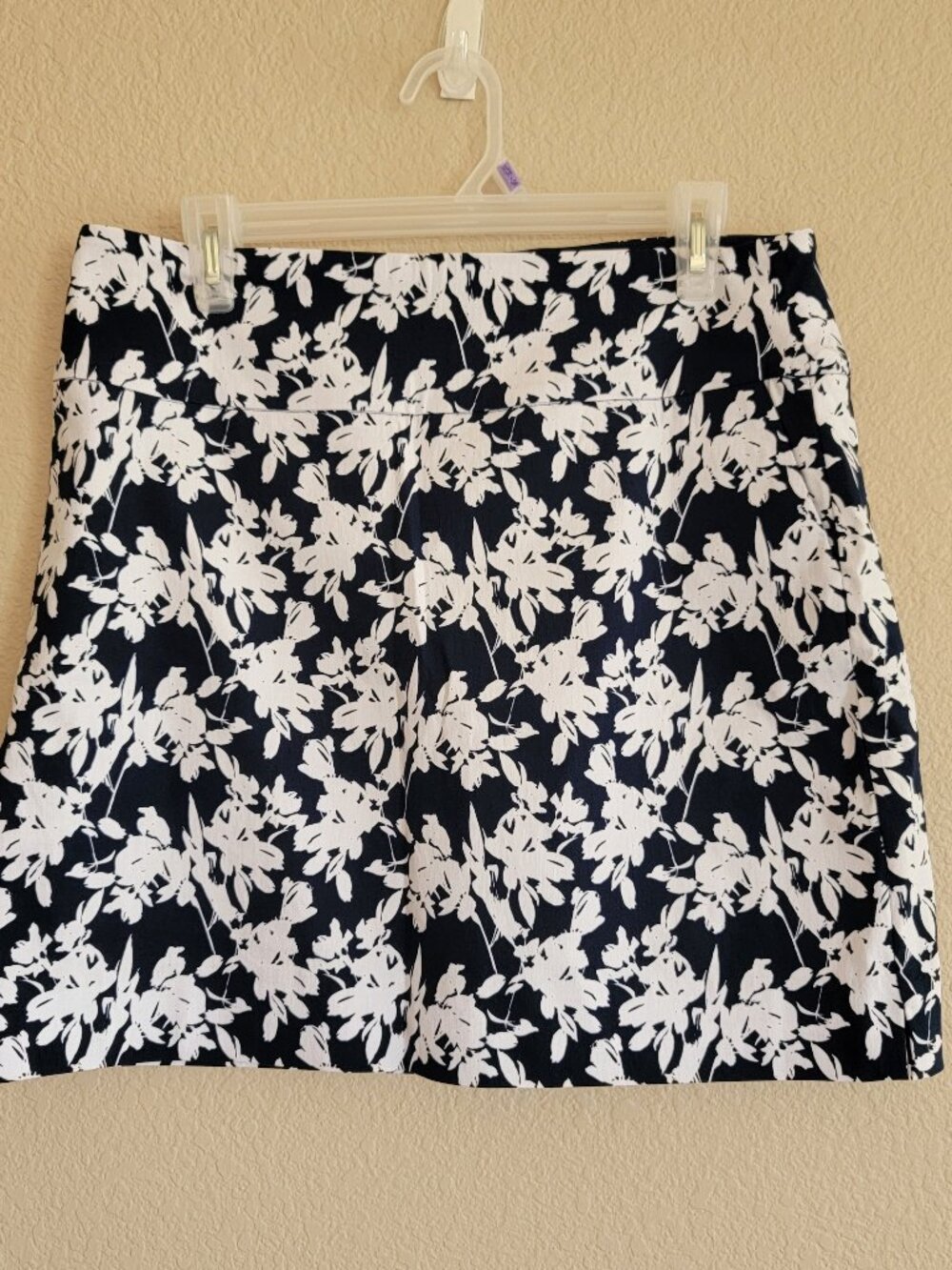 UP Tummy Control Pull-On Skort NEW